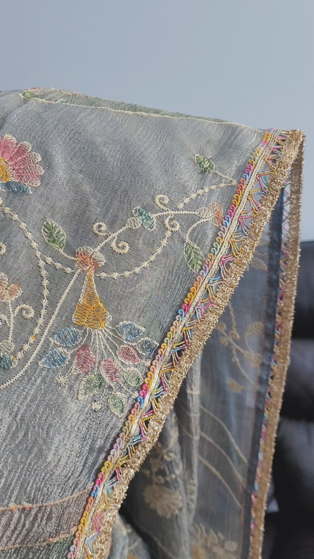 Crushed Tissue Saree With Embroidery