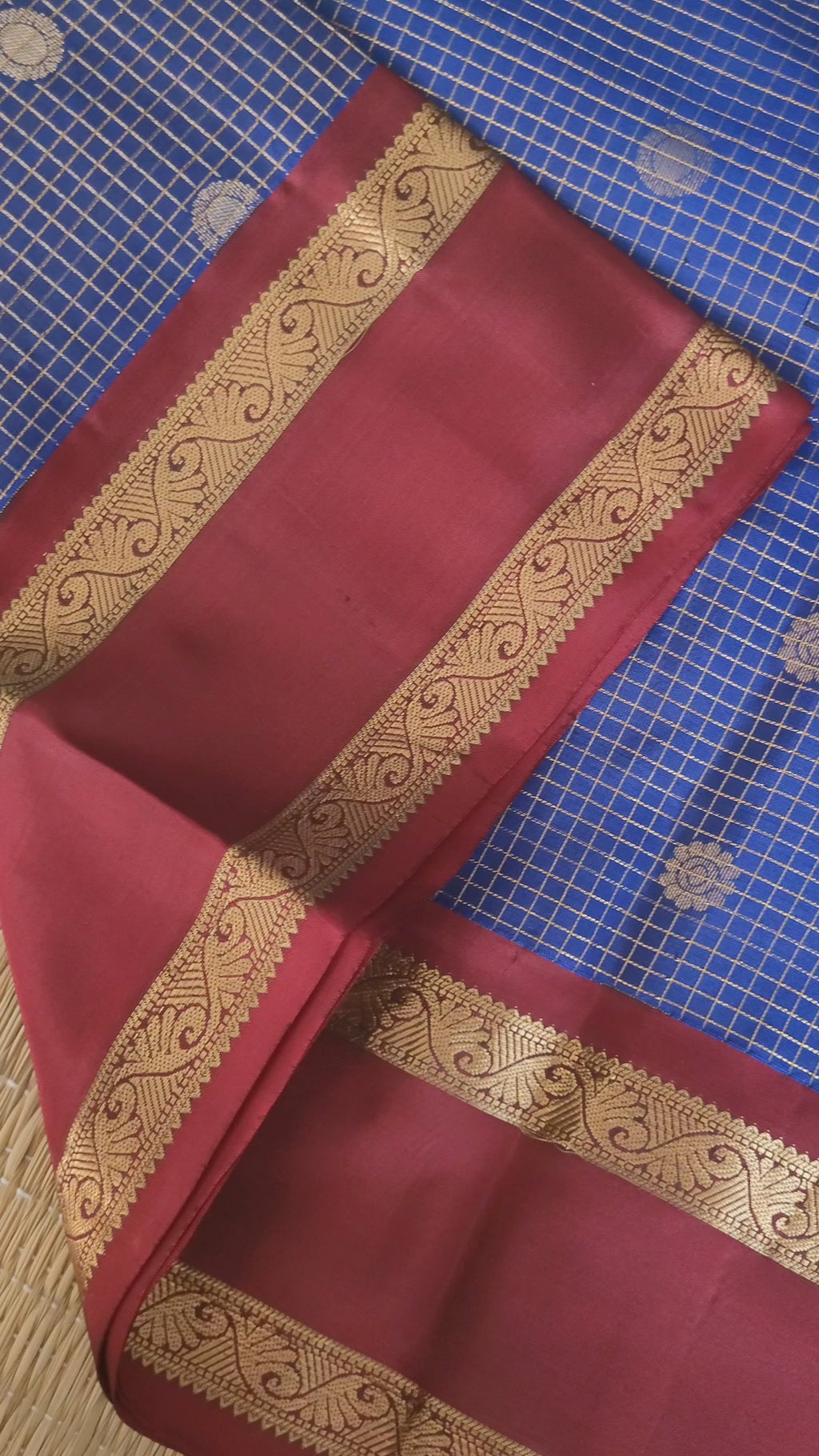 Royal Blue Kanchipuram Zari Checks Handloom Silk Saree