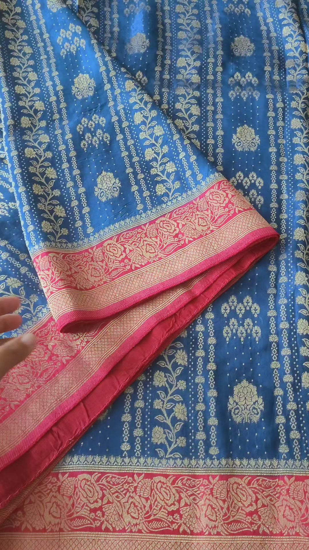 Banaras HO Silk Saree With Pre-stitched Blouse