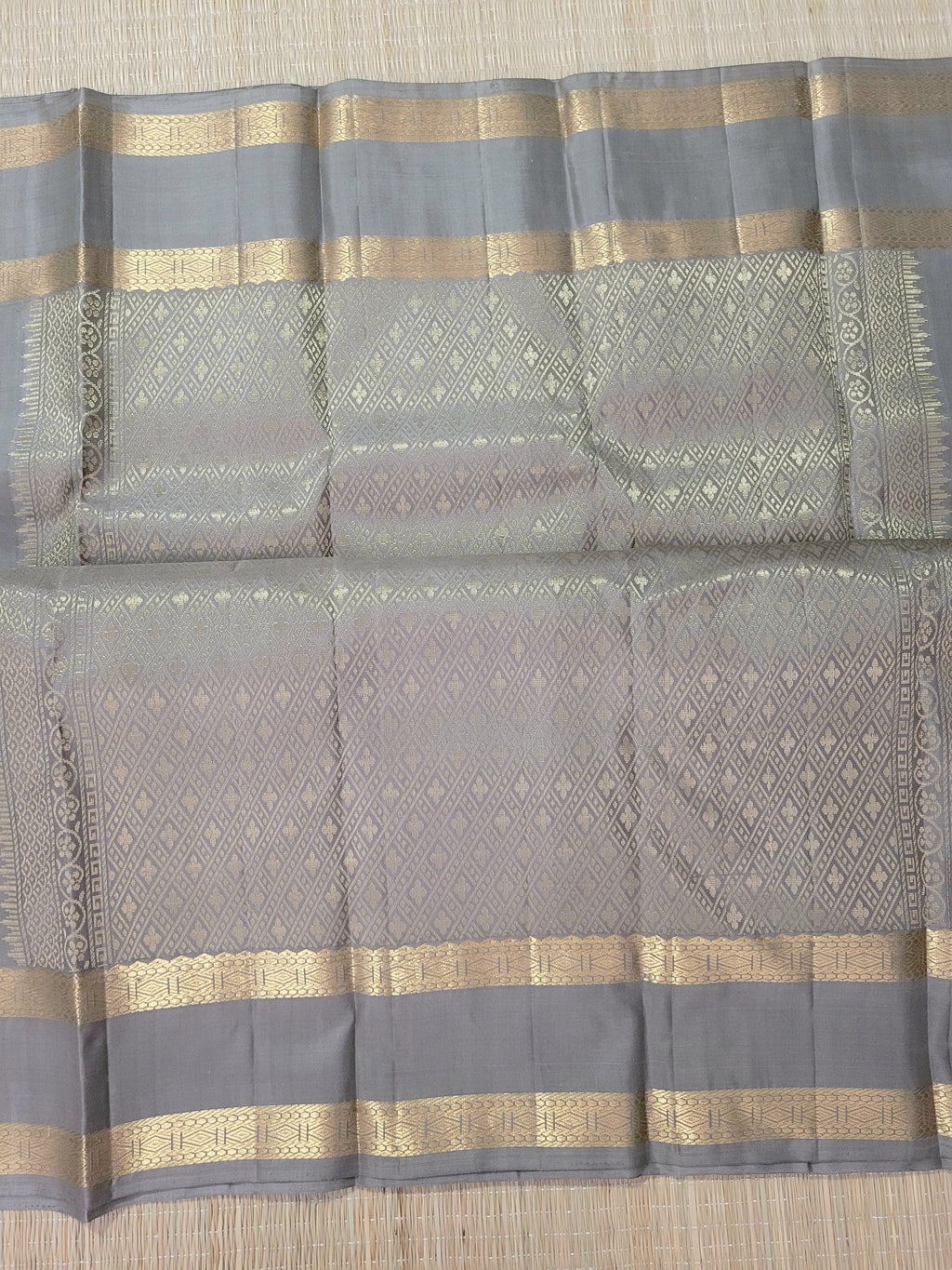 Grey Color Kanchipuram Handloom Silk Saree