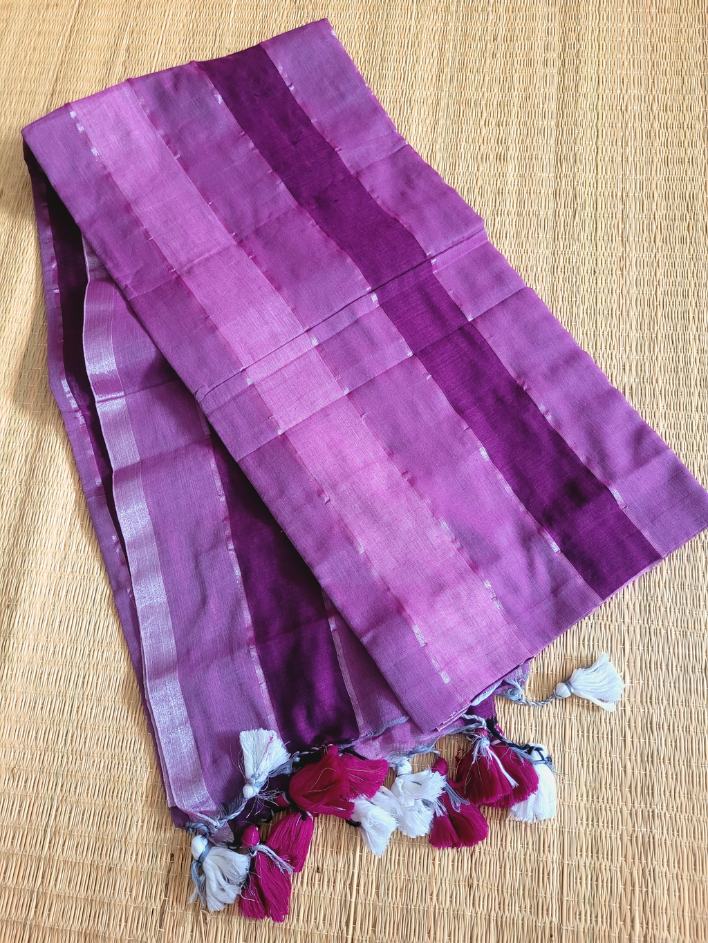 Magenta Mul cotton Handloom Saree