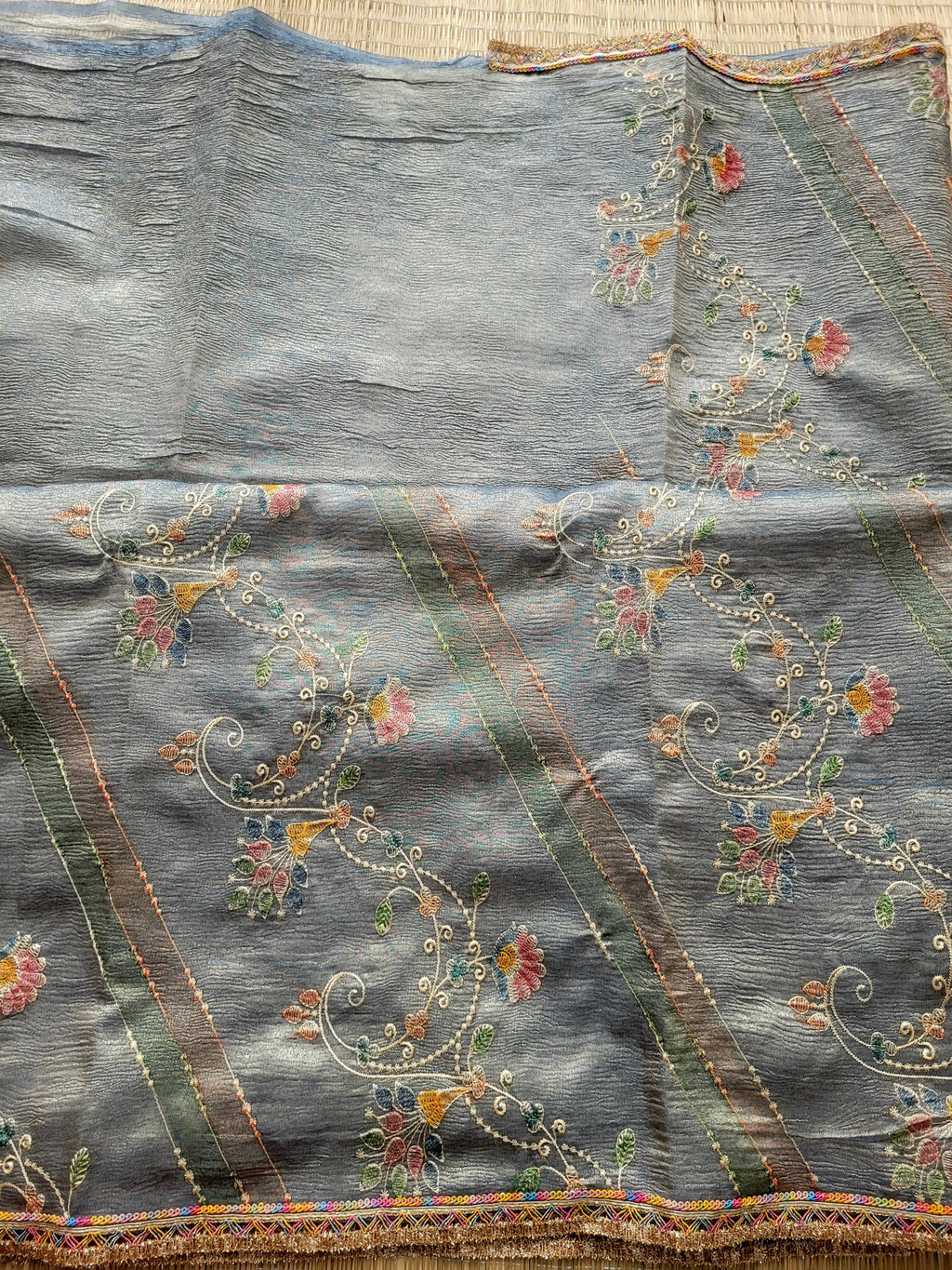 Crushed Tissue Saree With Embroidery