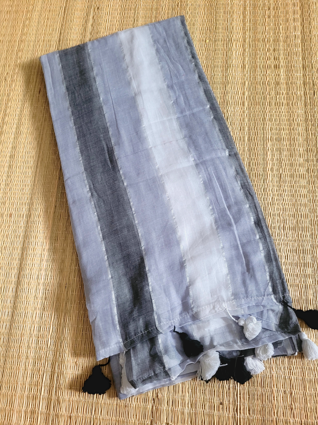 White And Grey Shaded Mul Cotton Saree