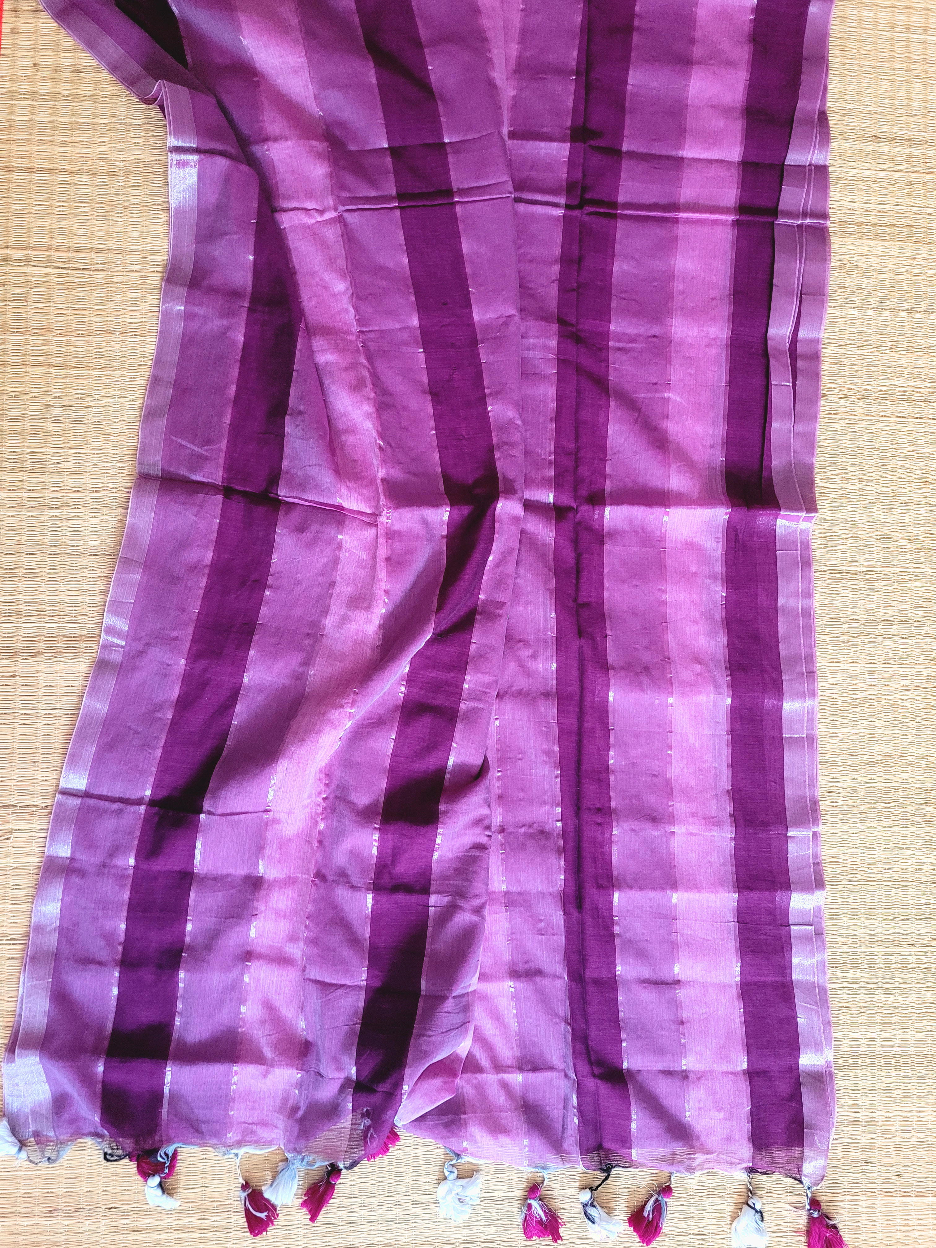 Magenta Mul cotton Handloom Saree