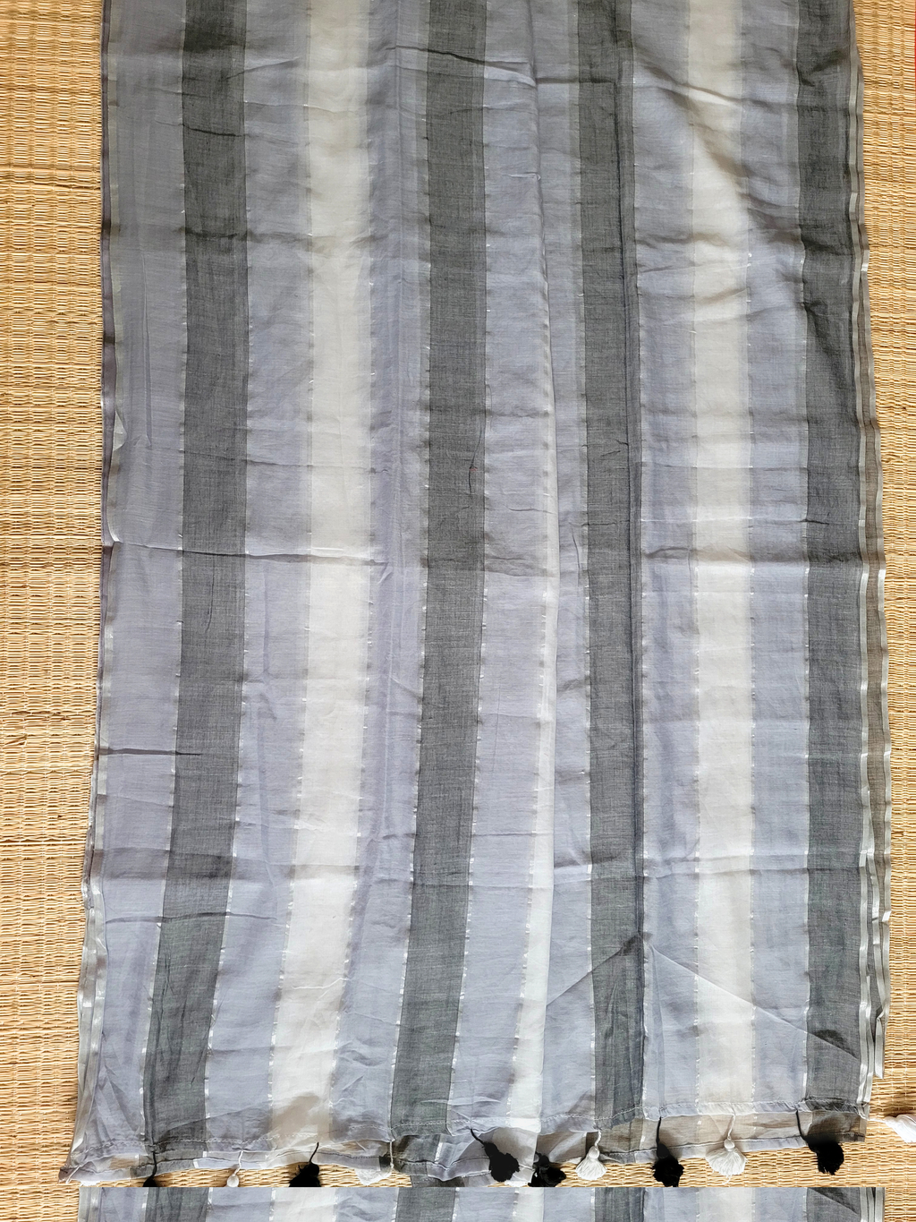 White And Grey Shaded Mul Cotton Saree