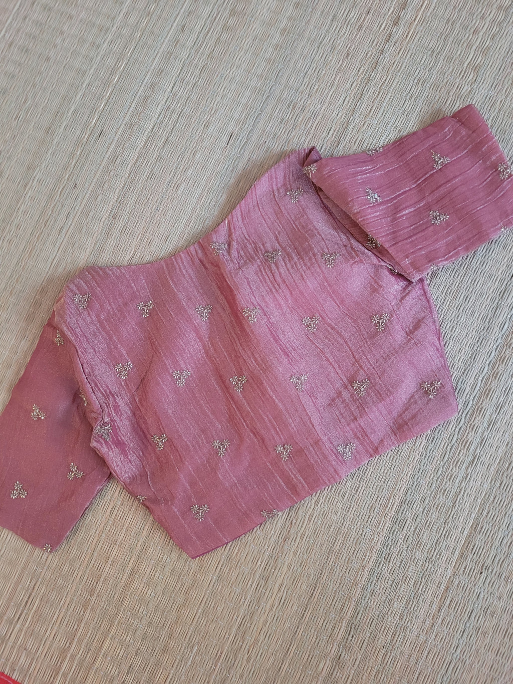 Crush Tissue Blouse With Embroidery