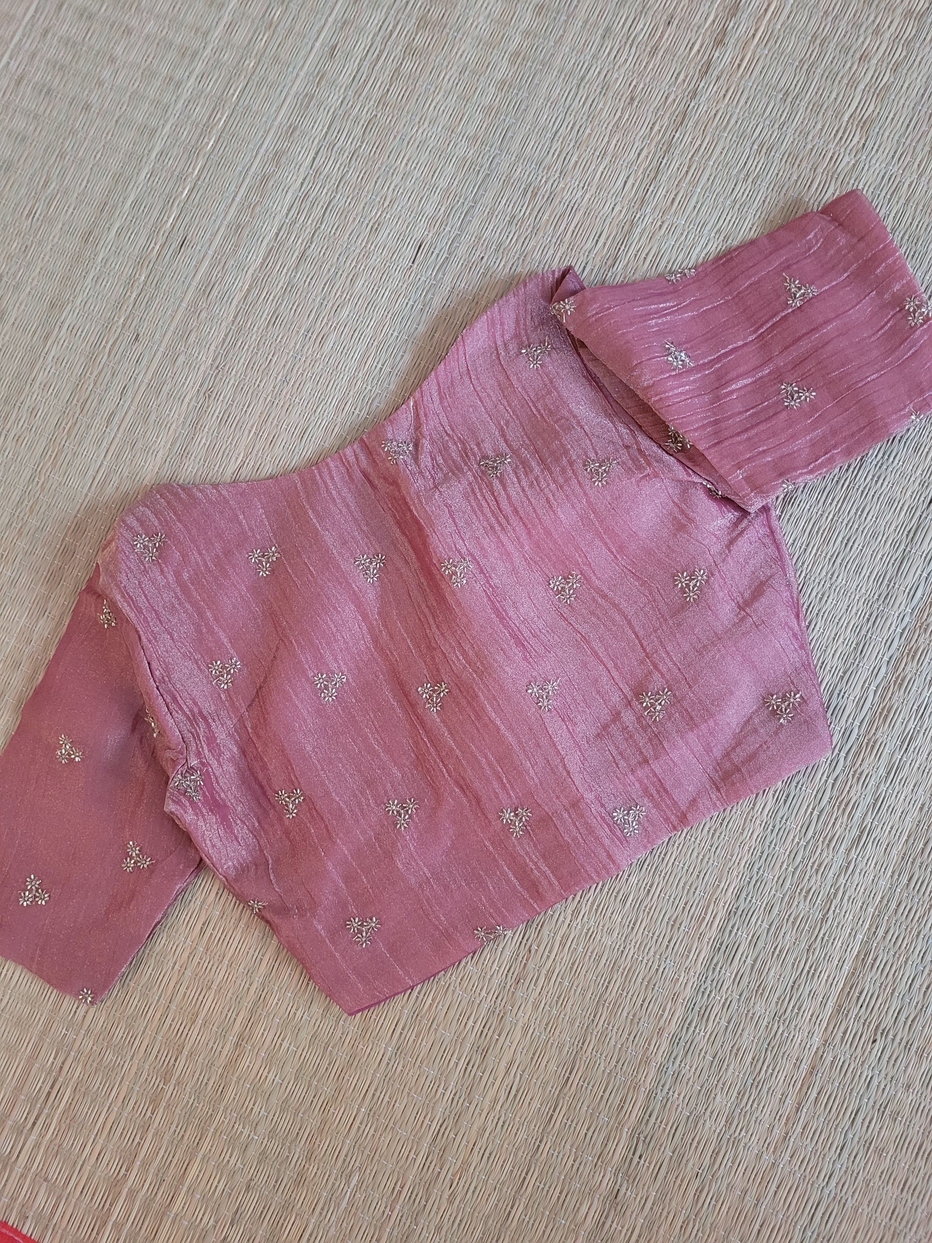Crush Tissue Blouse With Embroidery
