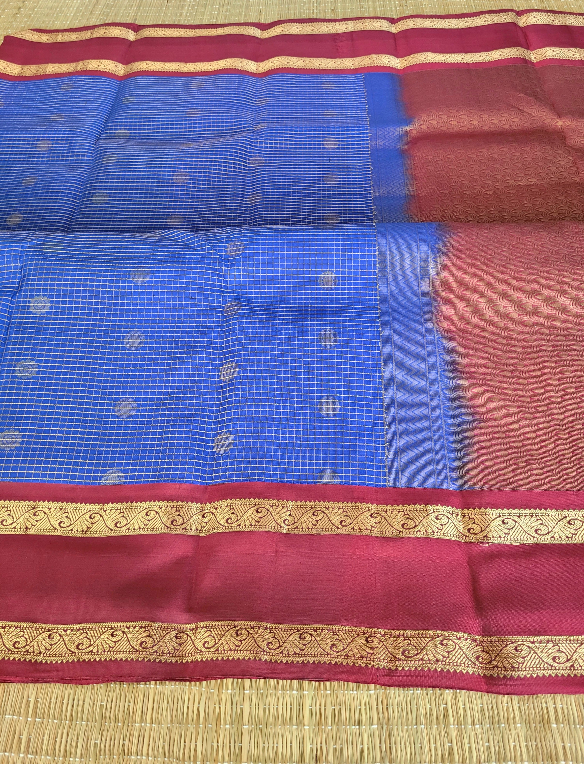 Royal Blue Kanchipuram Zari Checks Handloom Silk Saree