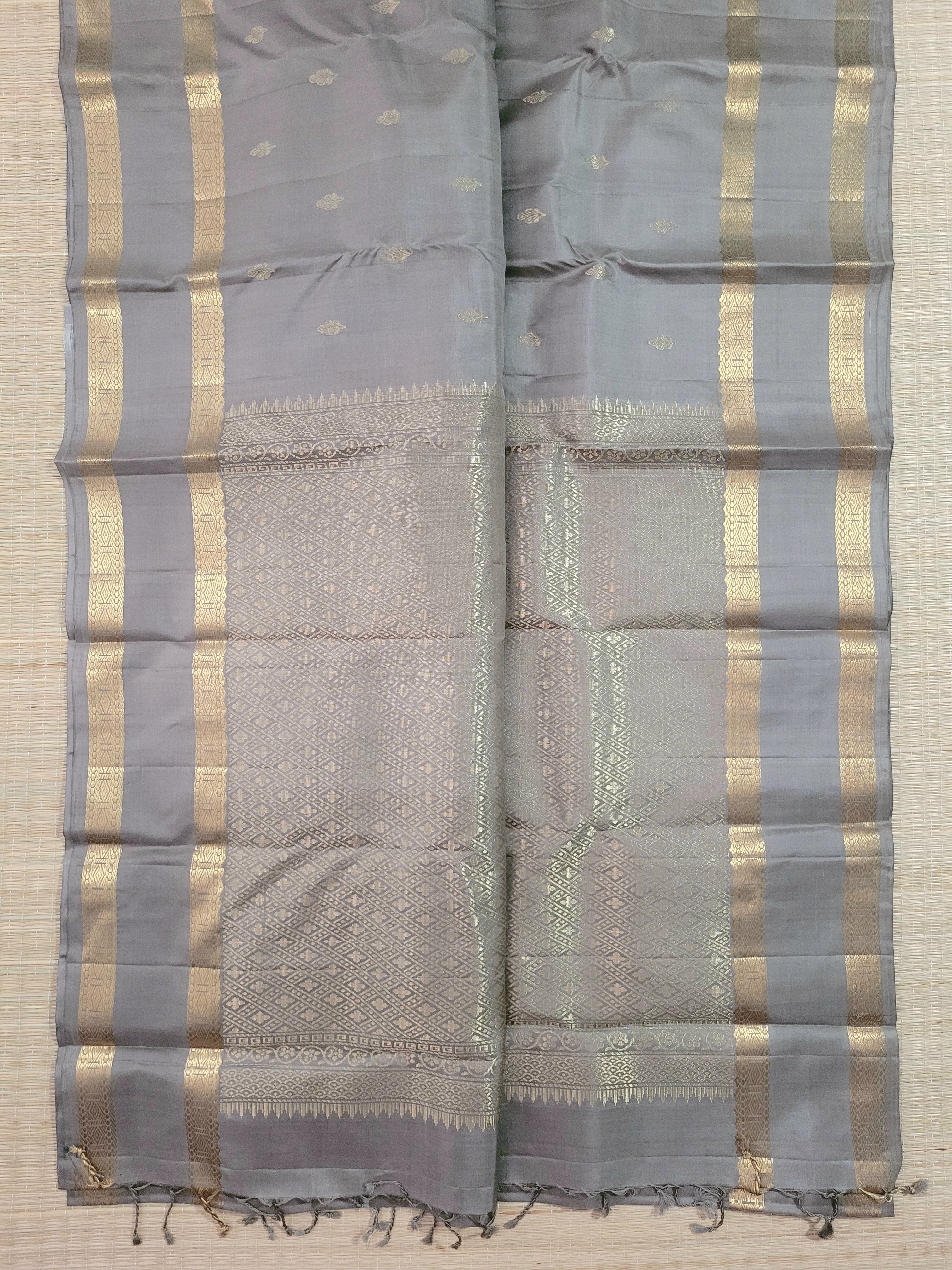 Grey Color Kanchipuram Handloom Silk Saree