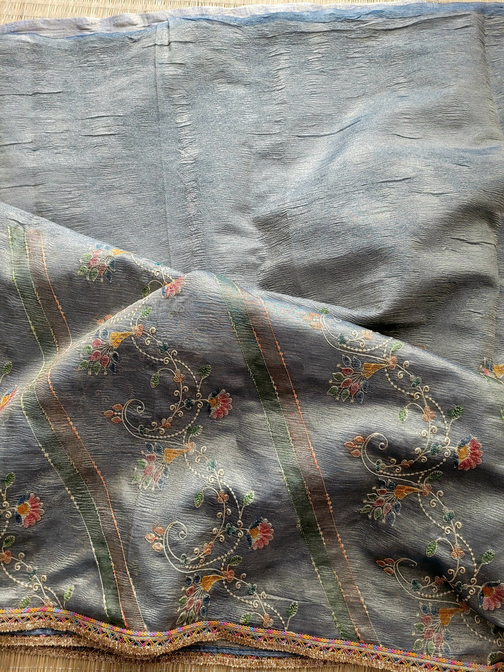 Crushed Tissue Saree With Embroidery