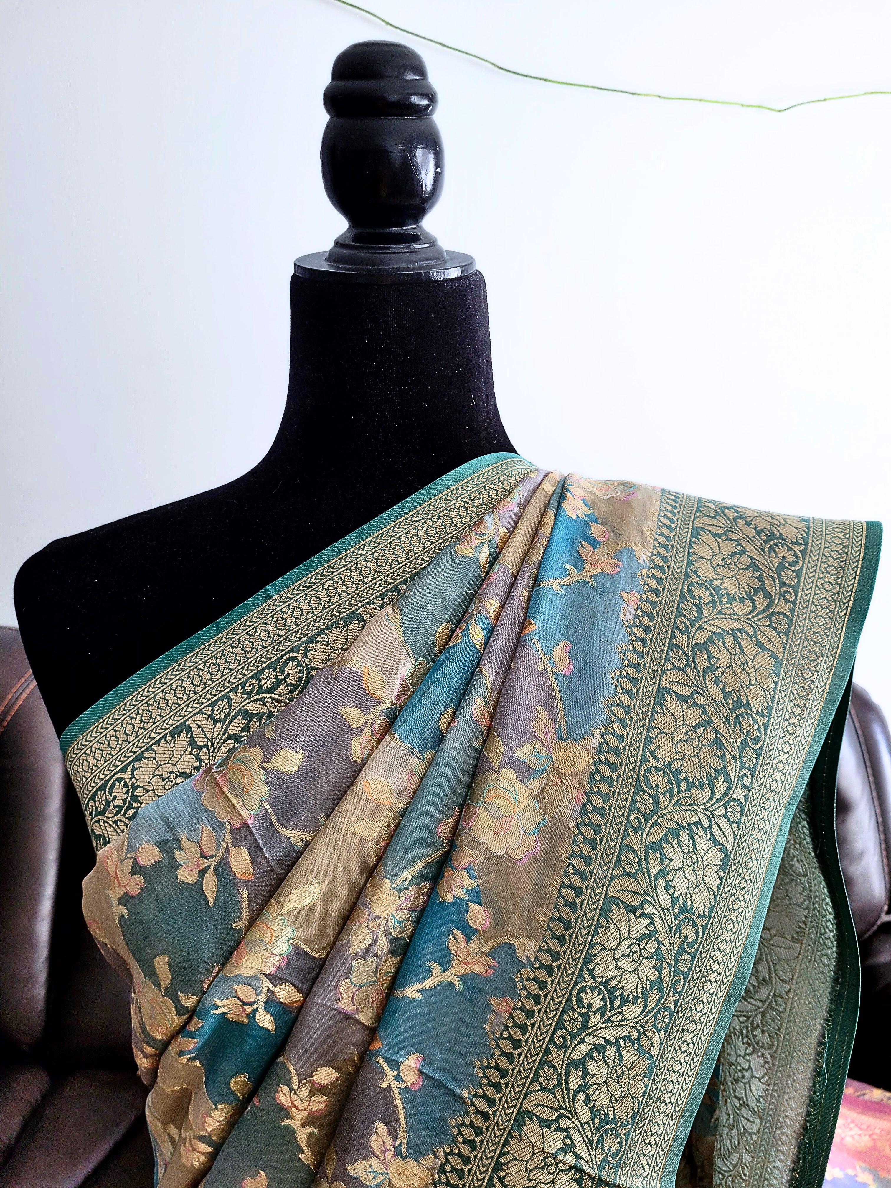Pure Khadi Georgette Rangkat Saree