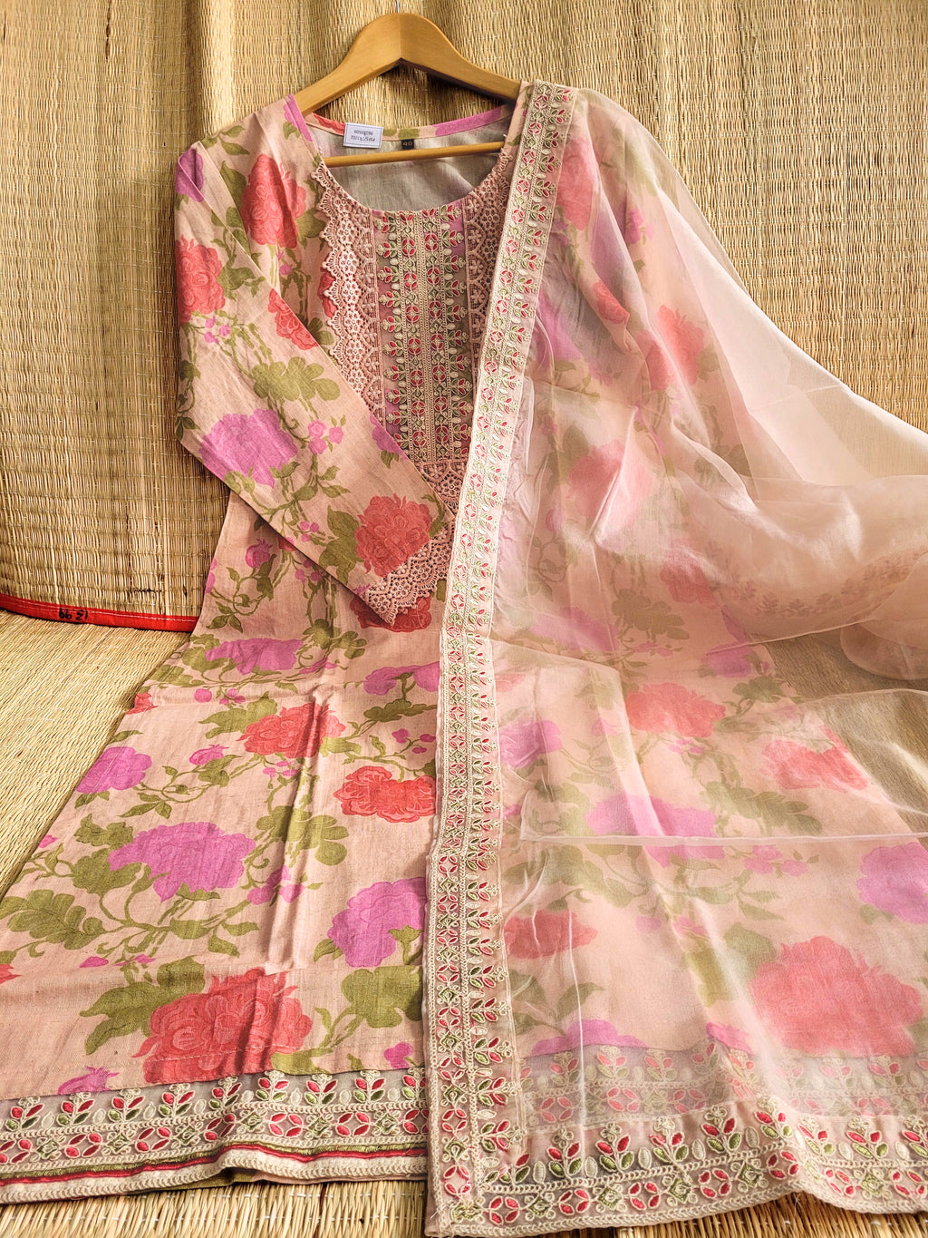 Linen Printed Salwar With Organza Dupatta