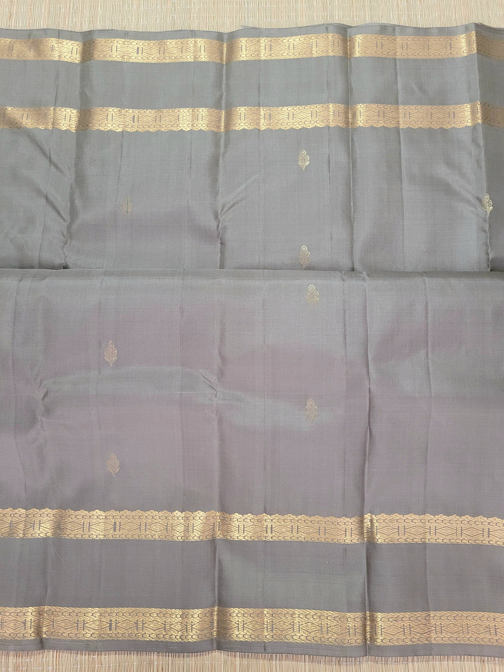 Grey Color Kanchipuram Handloom Silk Saree